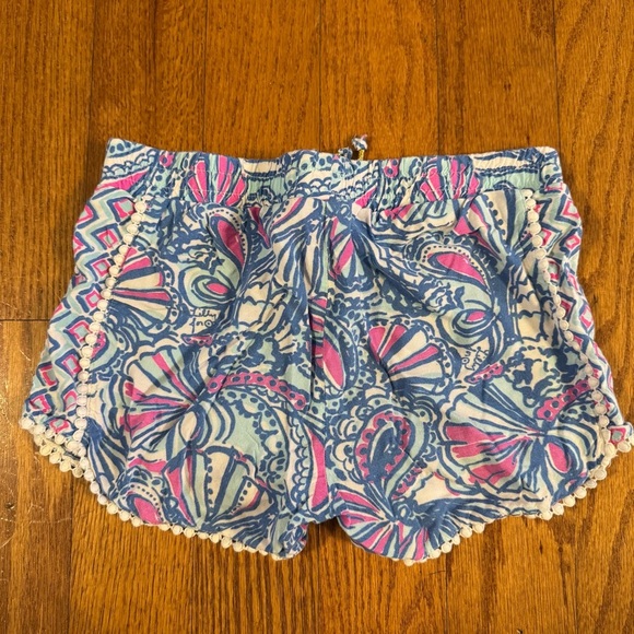 Lilly Pulitzer Blue and Pink Patterned Shorts Girls Size M - Picture 2 of 6